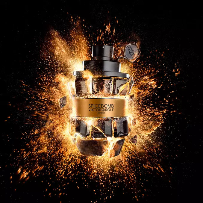 Viktor&Rolf Spicebomb Extreme men's perfume packaging and bottle